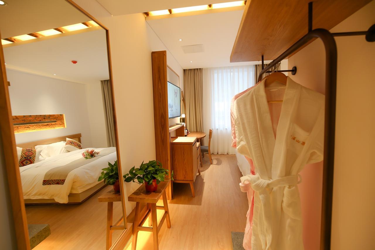 Suoxishanju Light Luxury Resort Hotel Csangcsiacsie Kültér fotó