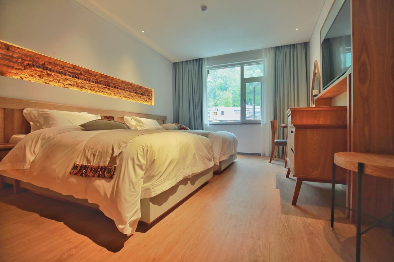 Suoxishanju Light Luxury Resort Hotel Csangcsiacsie Kültér fotó