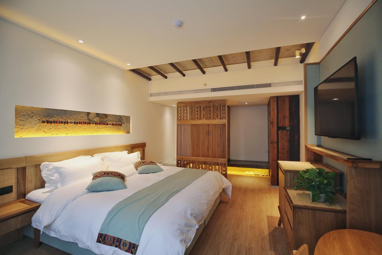 Suoxishanju Light Luxury Resort Hotel Csangcsiacsie Kültér fotó